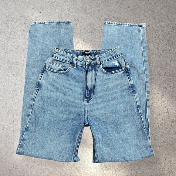 PLAYBOY BY PACSUN HIGH RISE STRAIGHT JEANS - Picture 2 of 7